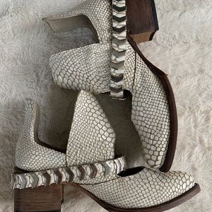 Freebird by Steven Cream Croc Buckle Bootie size 8